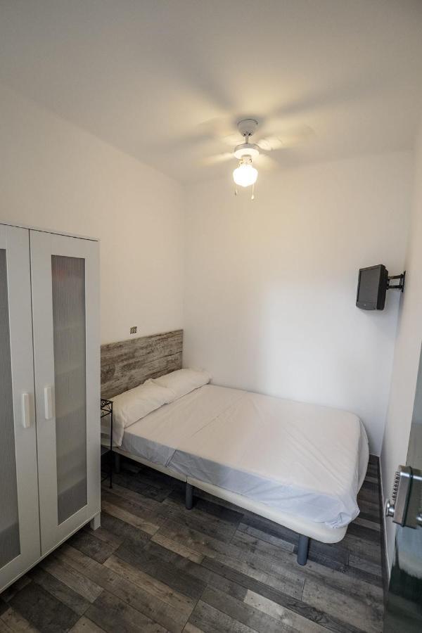 L'Hostalet Guesthouse ปิเนดาเดมาร์ ภายนอก รูปภาพ