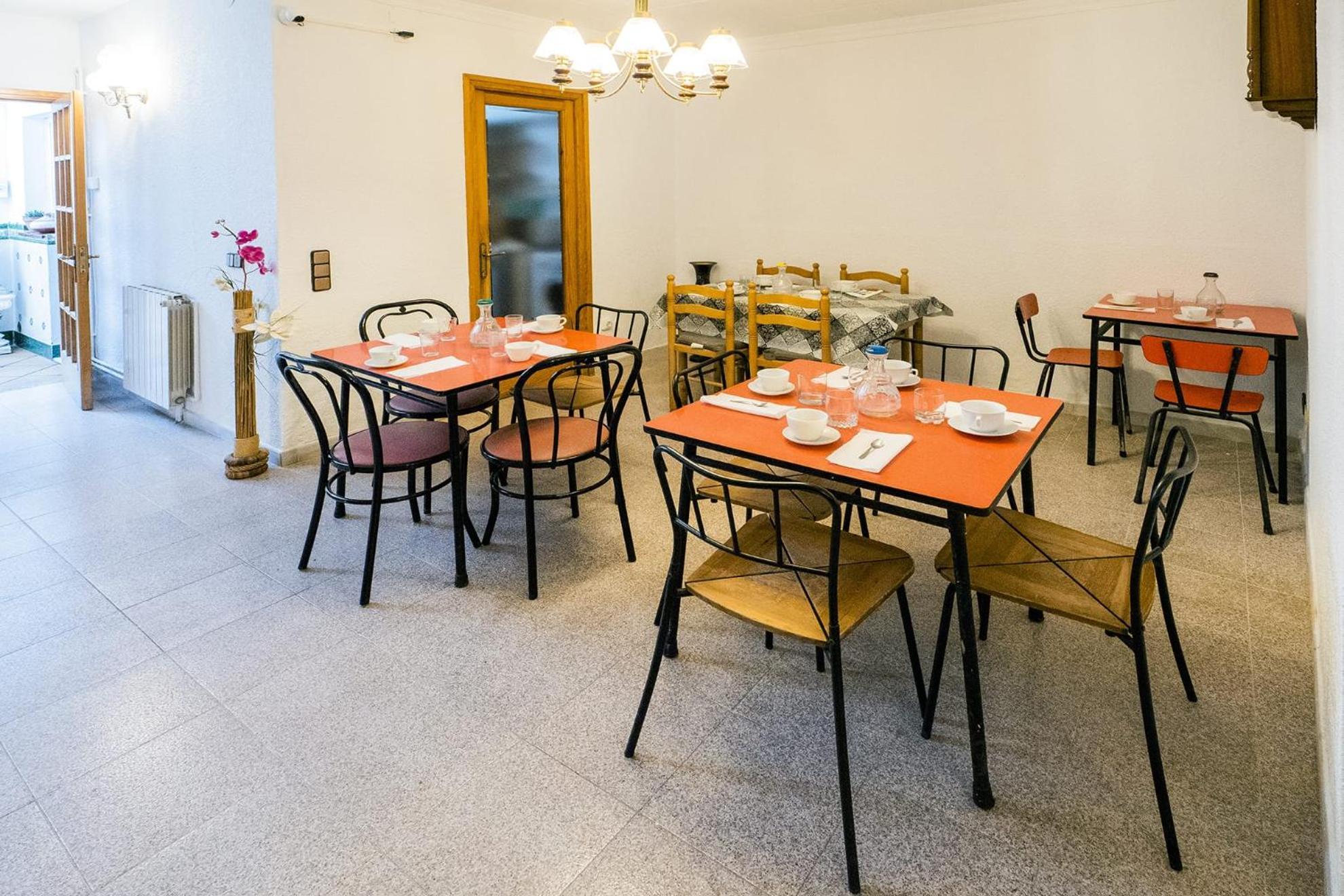 L'Hostalet Guesthouse ปิเนดาเดมาร์ ภายนอก รูปภาพ